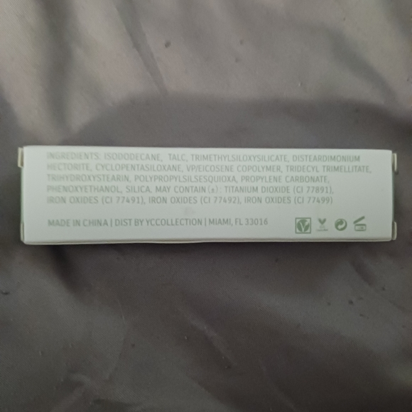 YC COLLECTION Bold + Matte Eyeshadow Primer White Green - Picture 5 of 5